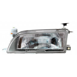 PHARE TOYOTA COROLLA E10...