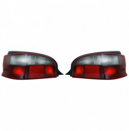2 FEUX ARRIERE CITROEN SAXO...