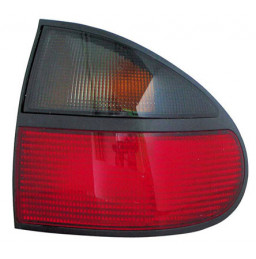 FEUX ARRIERE RENAULT LAGUNA...