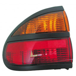 FEUX ARRIERE RENAULT LAGUNA...