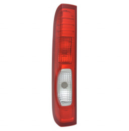 FEUX ARRIERE RENAULT TRAFIC...
