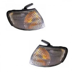 2 CLIGNOTANTS ALMERA 1...